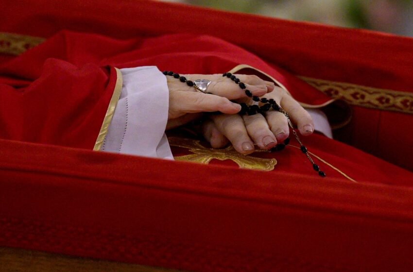  Morte do papa Francisco: “Tudo aconteceu muito rápido”, diz Vaticano
