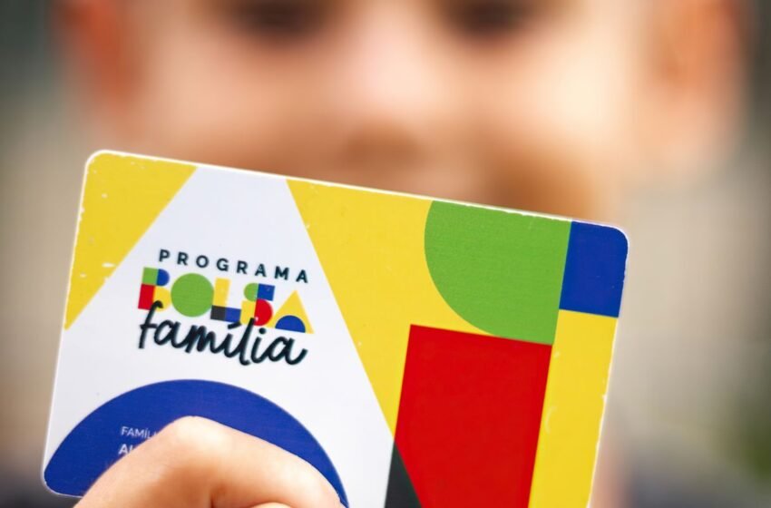  Caixa começa a pagar Bolsa Família de abril