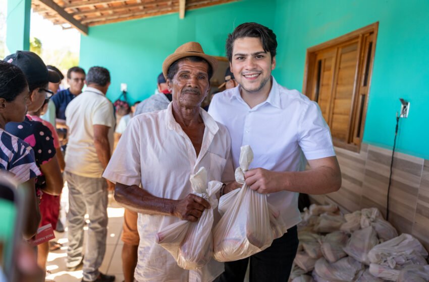  Prefeito Eduardo Bulhões inicia distribuição do peixe da Semana Santa para beneficiar 12.500 famílias