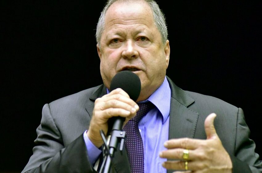  Moraes concede prisão domiciliar ao deputado Chiquinho Brazão