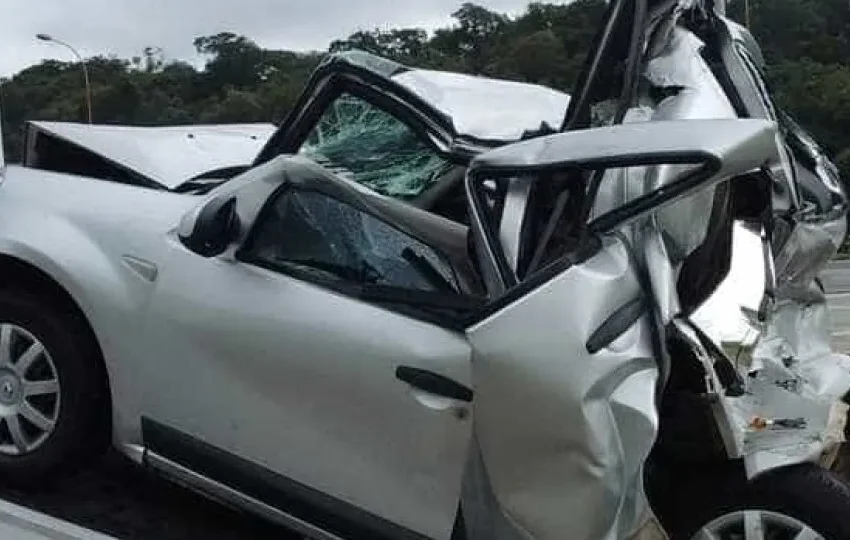  Engavetamento com sete veículos provoca congestionamento na Rodovia Anhanguera