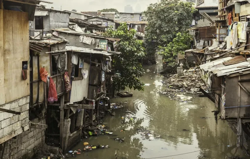  Falta de saneamento provocou mais de 340 mil internações em 2024