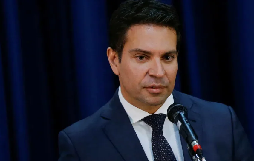  Deputados cogitam livrar Ramagem de ação no STF, e centrão vê apoio a proposta