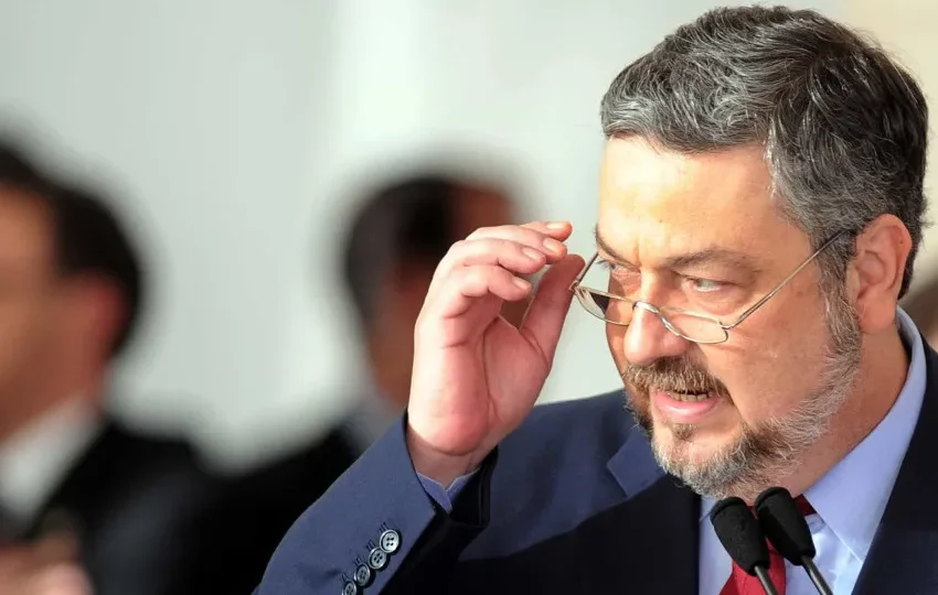  Julgamento sobre ações de Palocci na Lava Jato está empatado no STF