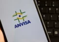 Anvisa proíbe venda de mais 47 pomadas de cabelo