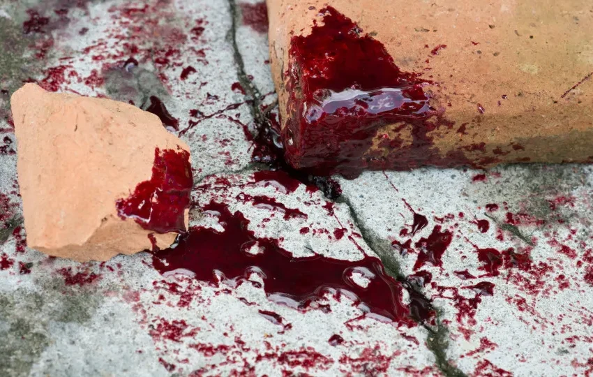  Criança morre após ser atingida por queda de muro em Itapevi, na Grande São Paulo