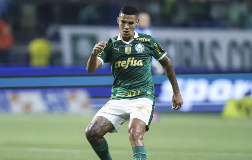  Palmeiras emprestou cria cobiçada no Brasil com desconto de 60%; entenda