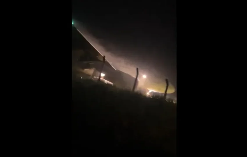  Passageiros entram em pânico após avião sair da pista em Chapecó; veja