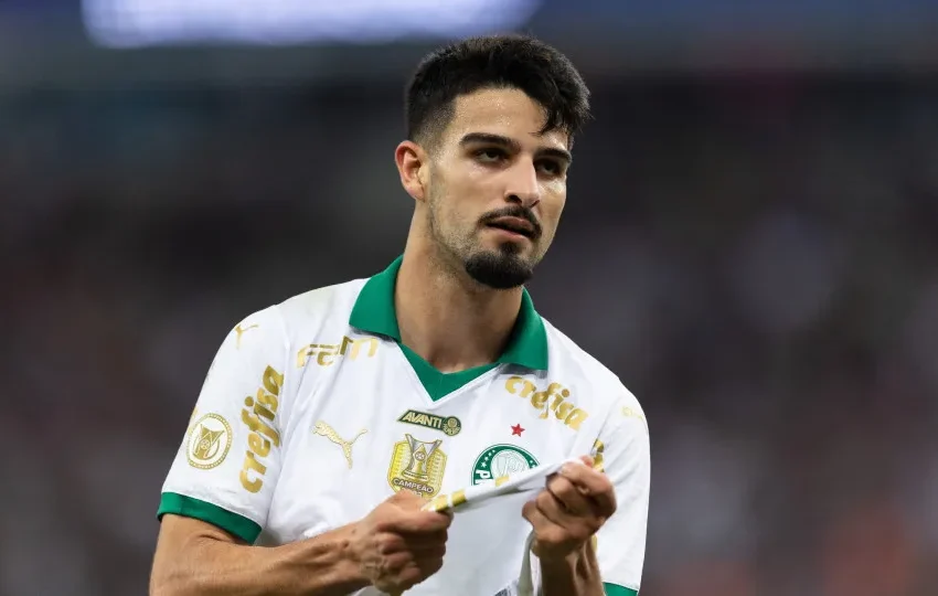 Palmeiras freta avião para buscar Flaco López e Aníbal Moreno nos EUA