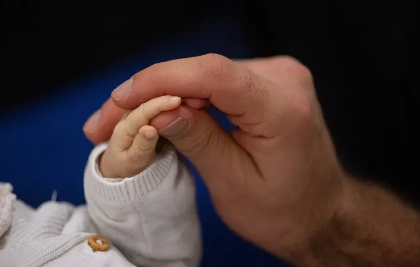 Mulher dá à luz dentro de loja enquanto comprava enxoval de bebê no Recife