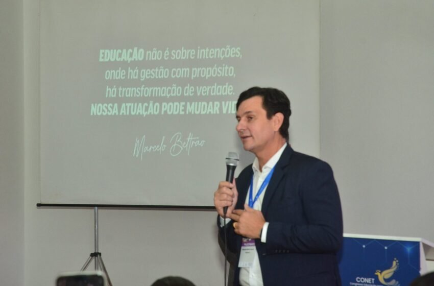 Marcelo Beltrão apresenta caso de Coruripe em congresso nacional de educação em Gramado/RS – AMA