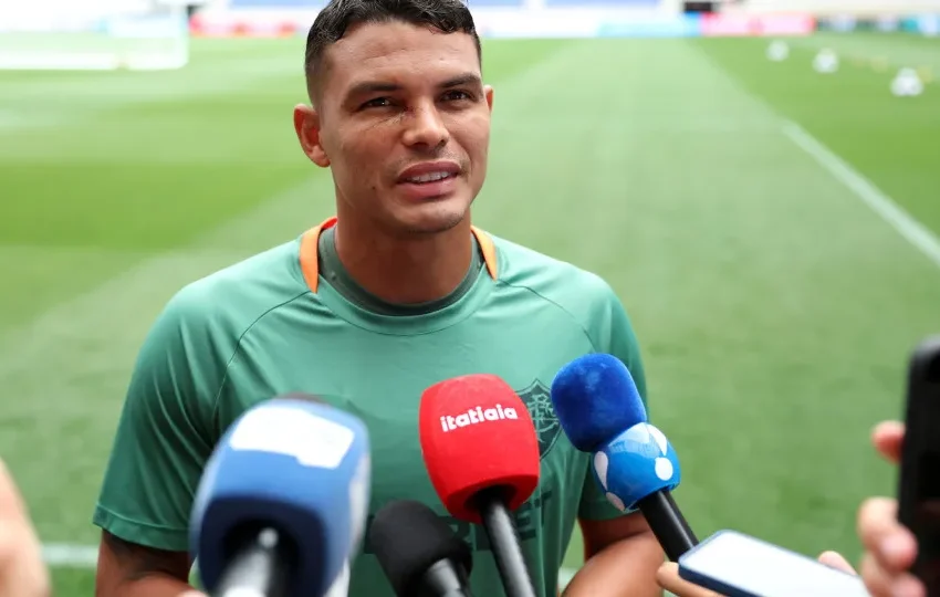 Thiago Silva mantém legado no Chelsea com idolatria e filhos no clube