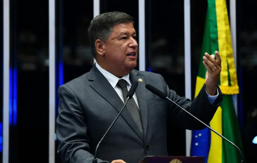  Congressistas que criticam Moraes aprovam 21 prisões sem detalhar motivos na CPI do INSS