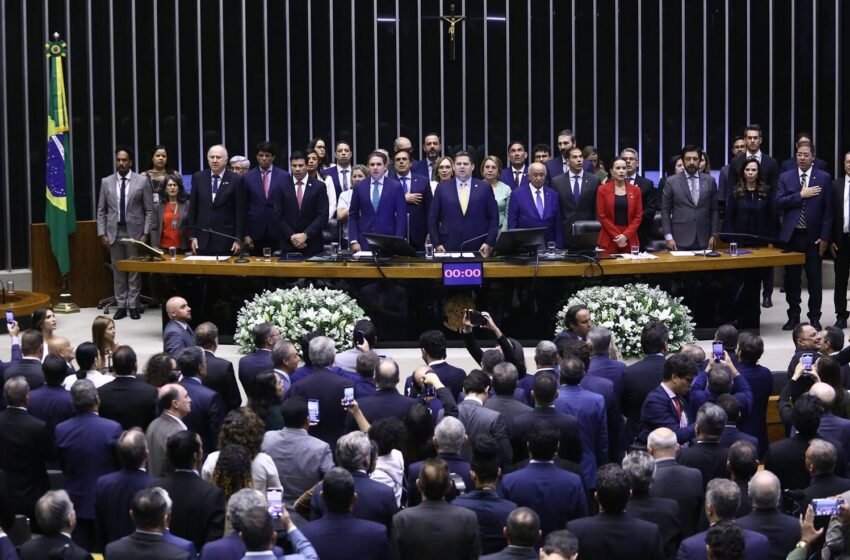 PEC da Sustentabilidade Fiscal é promulgada com reconhecimento da atuação da CNM pelos presidentes da Câmara e do Senado – AMA