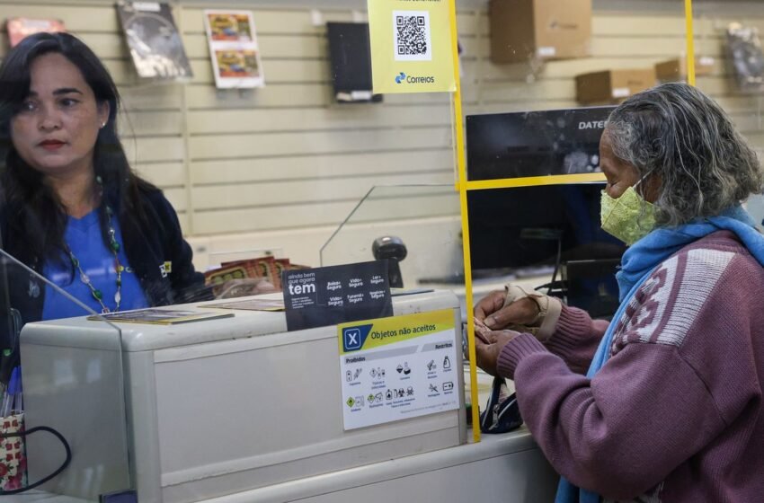 Pagamentos com cartão estão indisponíveis para serviços dos Correios