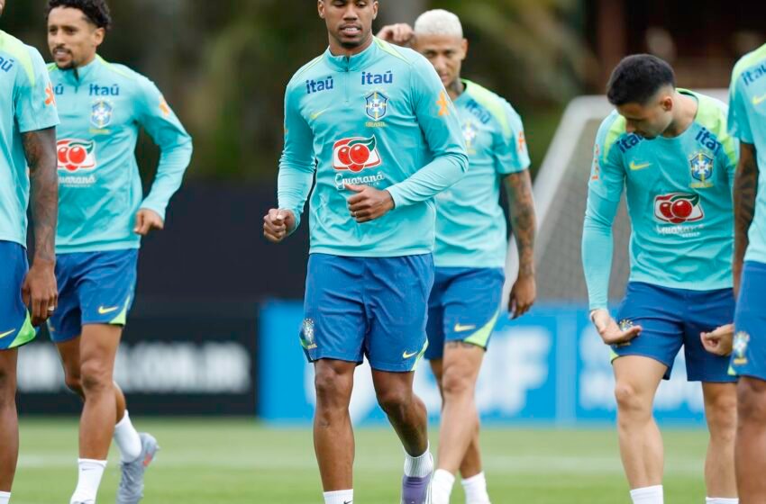Ancelotti comanda primeira atividade com todos os convocados