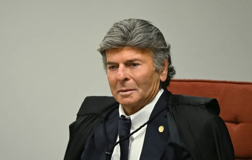 Fux vota para anular processo contra Bolsonaro por incompetência do STF