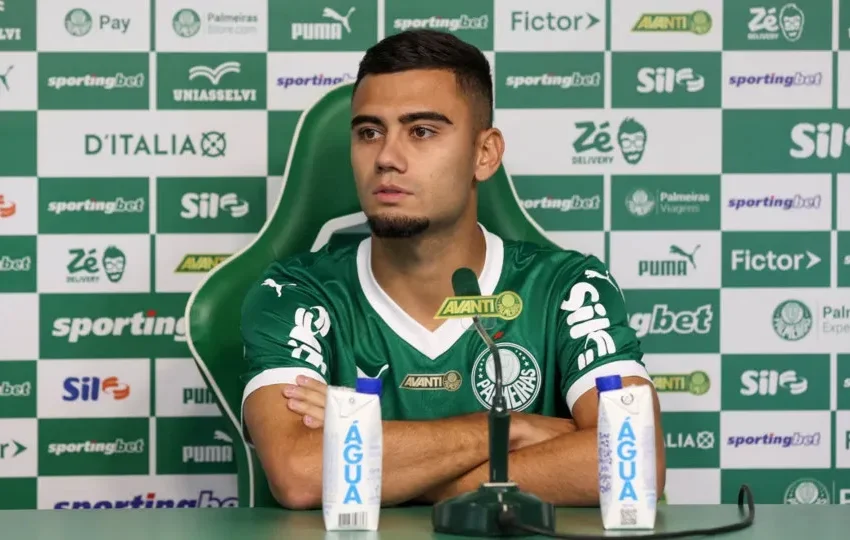  Andreas diz que recusou disputar a Champions para fechar com o Palmeiras