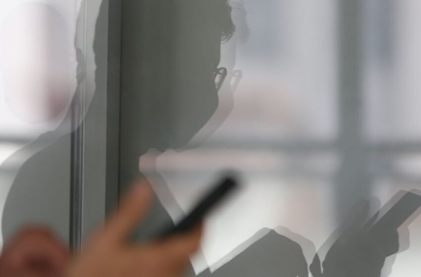 Compradores de celular com restrição criminal são notificados em SP
