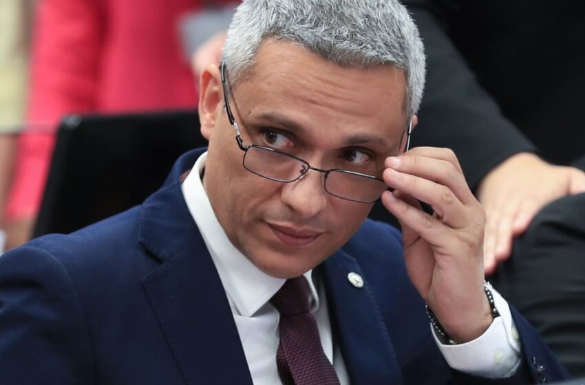  Moraes nega a deputado permissão para visitar Bolsonaro