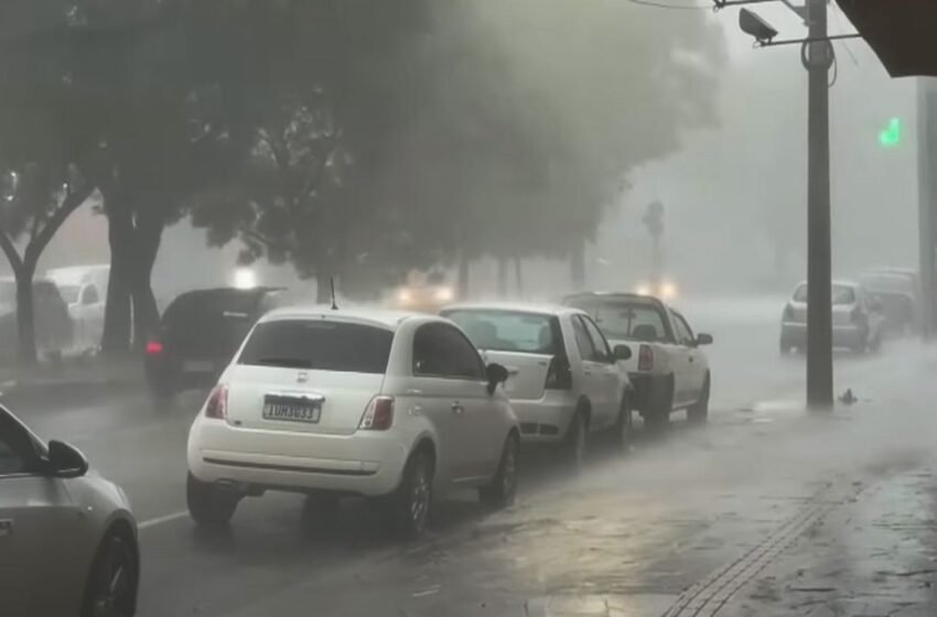  Chuvas e ventos fortes voltam a causar estragos em cidades do RS