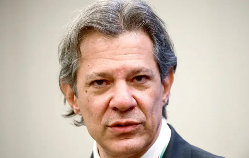  Cabeça do crime organizado está ‘na praia de Miami’, não na Penha, diz Haddad