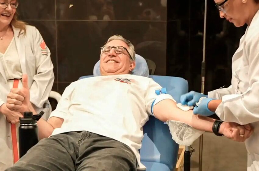  Padilha doa sangue e marca início da vacinação contra vírus sincicial