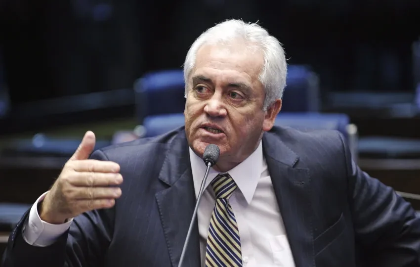  Senador Otto Alencar coloca marca-passo após se sentir mal na Bahia