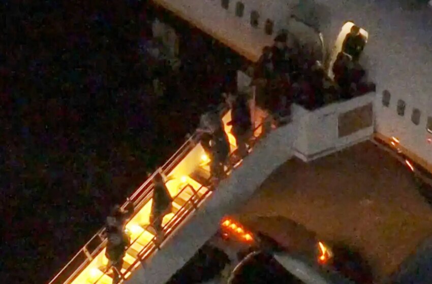  Maduro desembarca em Nova York escoltado por agentes federais