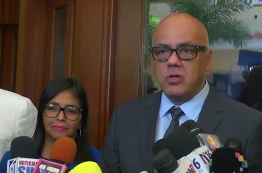  Venezuela diz que libertou 400 presos desde 2024; oposição contesta