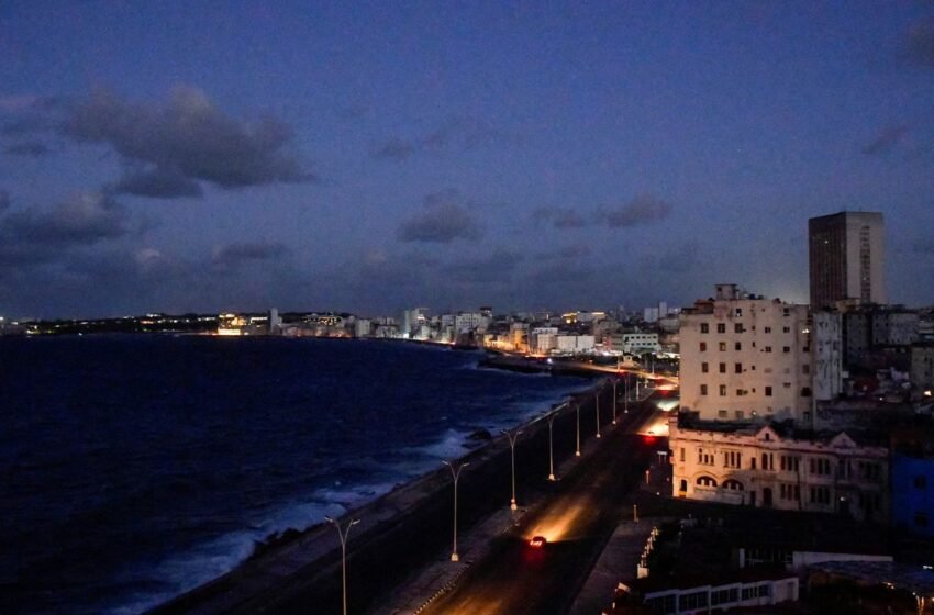  Cuba condena “ataque criminoso” dos EUA contra a Venezuela