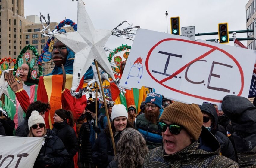  Conheça o ICE: polícia migratória de Trump alvo de protestos nos EUA
