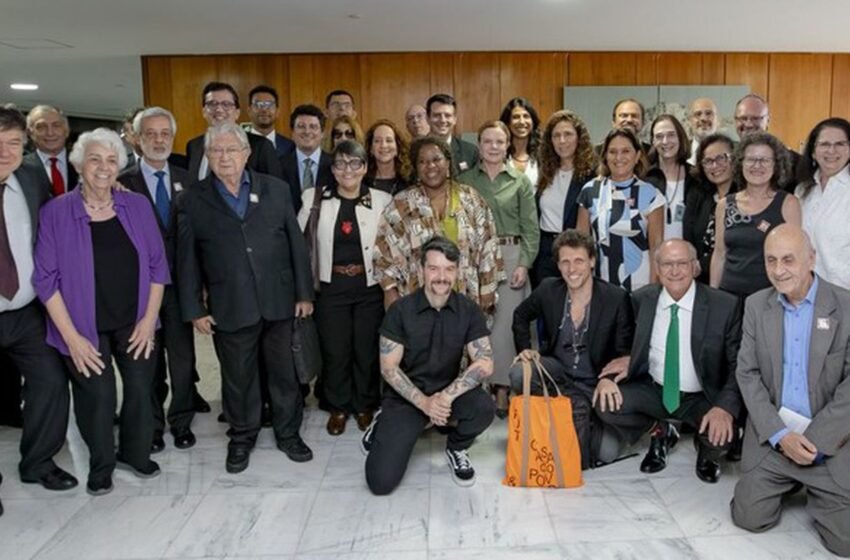  Governo debate combate ao antissemitismo com foco na educação