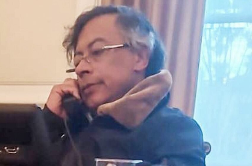  Após ameaças e acusações, Trump conversa com presidente colombiano