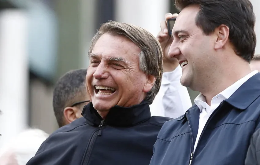  Ratinho Jr. defende indulto a Bolsonaro e expõe racha no PSD de Kassab