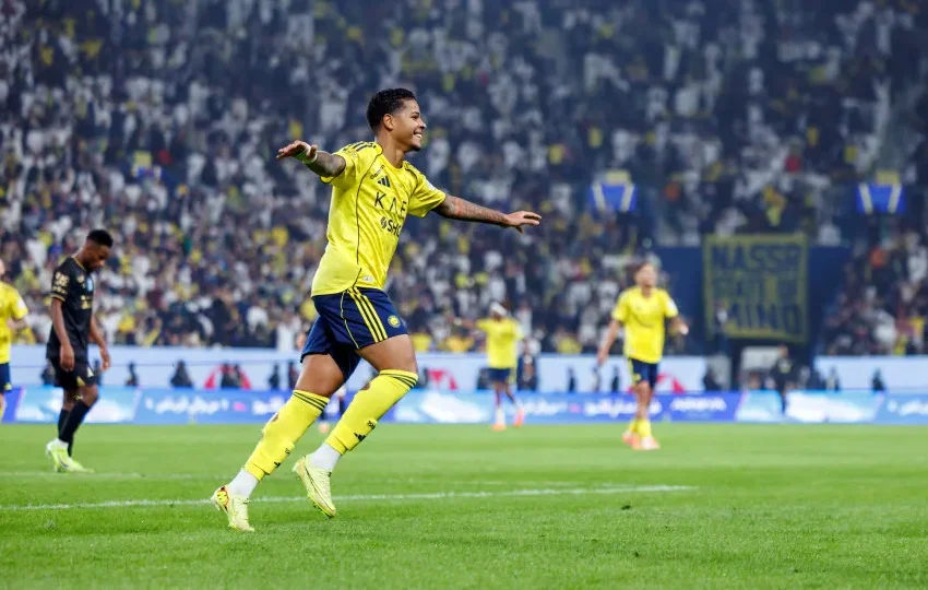  Wesley frustra torcida do Corinthians e troca o Al-Nassr pela Real Sociedad