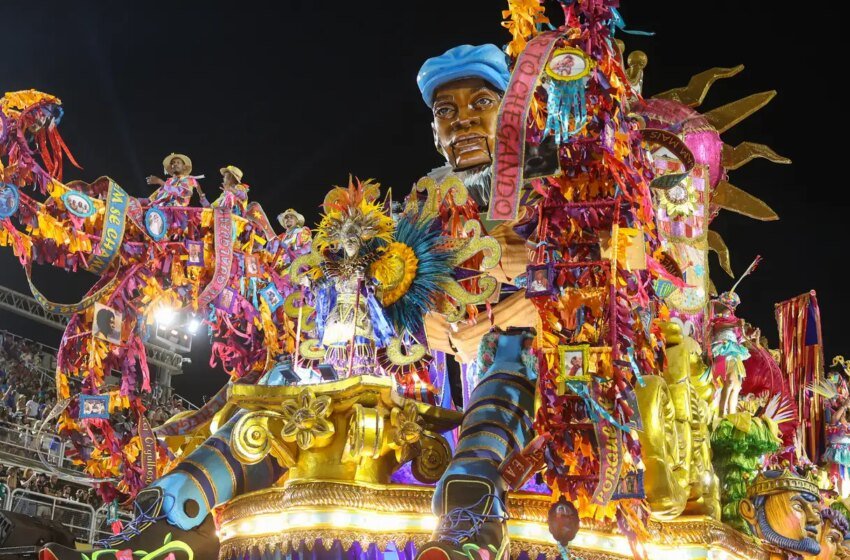  Governo do Rio libera R$ 40 milhões para escolas do Grupo Especial