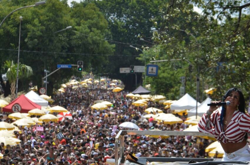  SP: Agrada Gregos é destaque deste sábado; veja progrmação de blocos