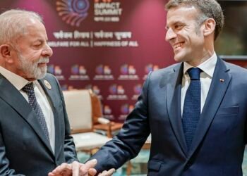 Lula e Macron tratam de defesa, ciência e tecnologia e comércio