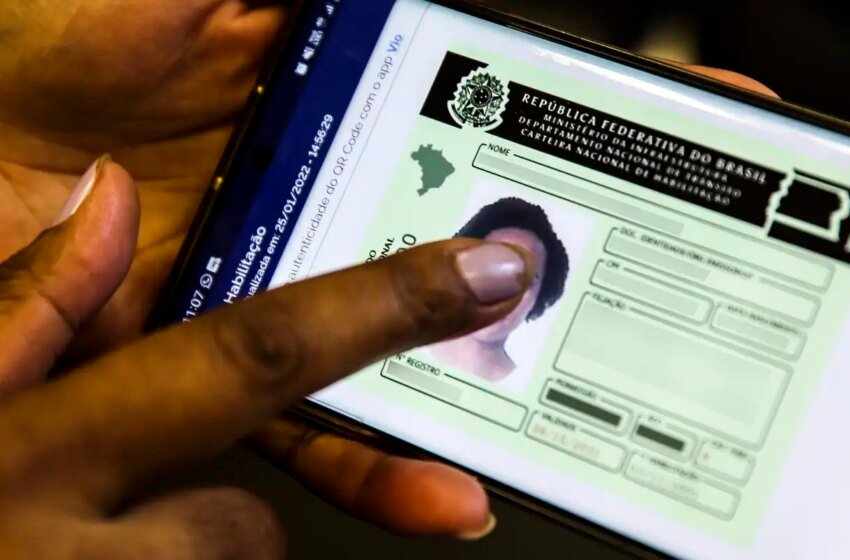  Novos pedidos de CNH quadruplicam em janeiro, mostra Senatran