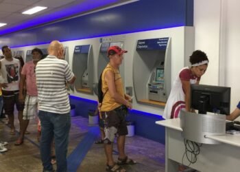 Confira como vão funcionar os bancos durante o carnaval