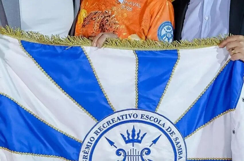  Mãe de Lula “canta” no samba-enredo da Acadêmicos de Niterói