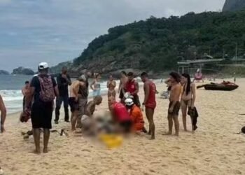 Queda de asa delta mata homem e fere mulher no Rio