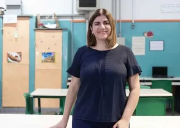 Brasileira Débora Garofalo é eleita professora mais influente do mundo