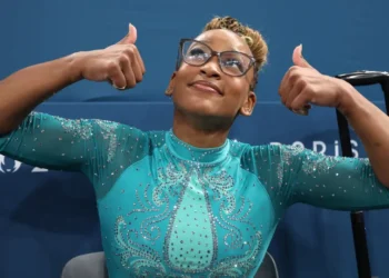 ‘Cerimônias’ dos Jogos de Inverno tem Rebeca Andrade e estrelas da música