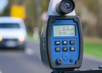 Radar com IA que aplicou 20 mil multas em 5 meses no Brasil