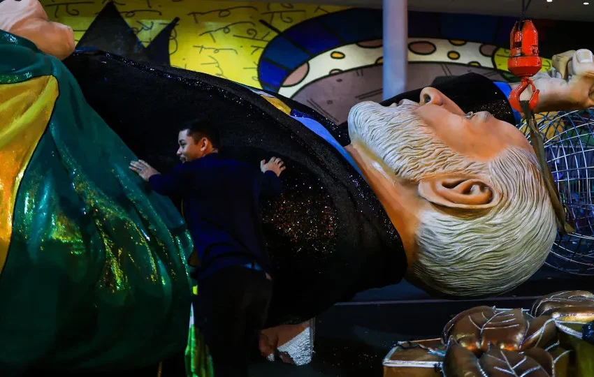  Escola que homenageou Lula, Acadêmicos de Niterói é rebaixada no Rio