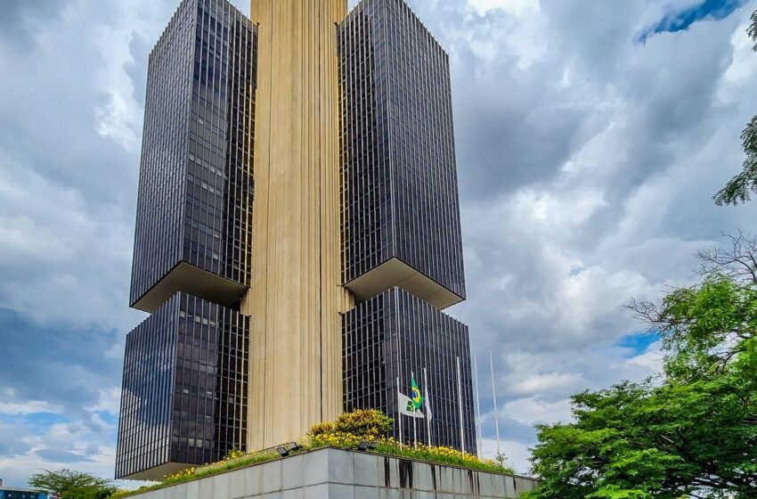  Bancos poderão descontar aportes antecipados ao FGC