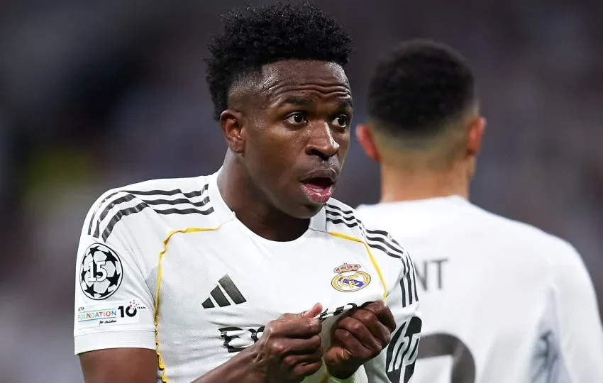  Vini Jr. marca e dança, Real vence Benfica e vai às oitavas da Champions