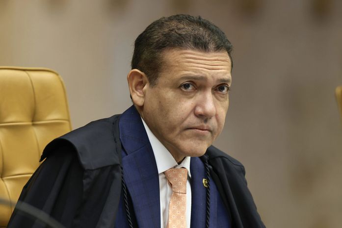 Após decisão do STF, Nunes Marques orienta manter votação até as 19h nas seções ainda abertas